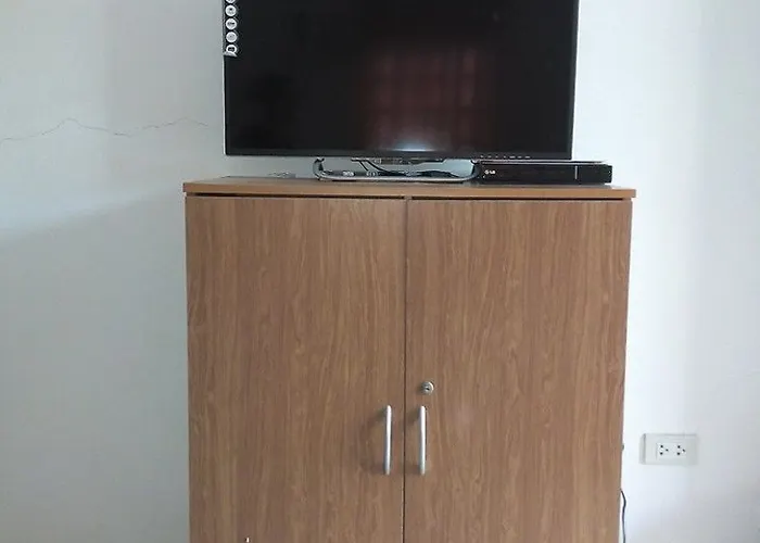 Hotel Cebu 3*
