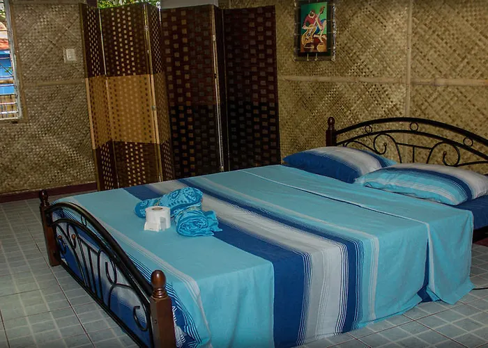 Cebu 3*